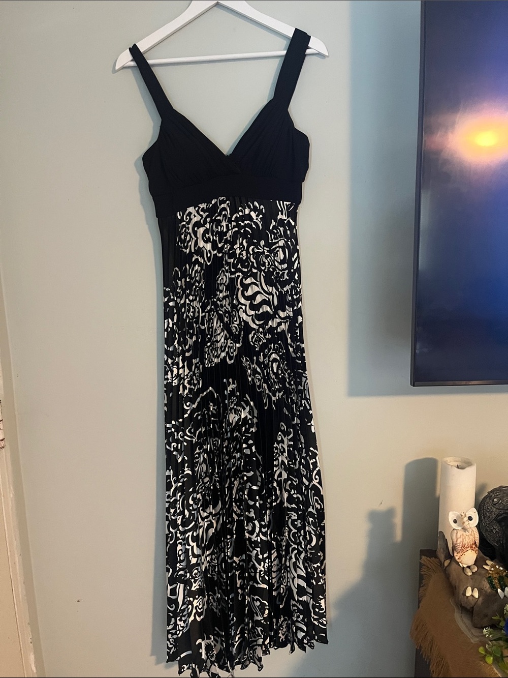 Betsy & Adam Black and White Floral-Print Maxi Dress